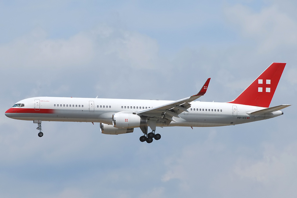 757 in FRA Asy5gf9n