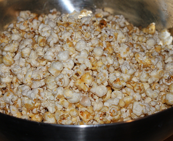 Karamellpopcorn